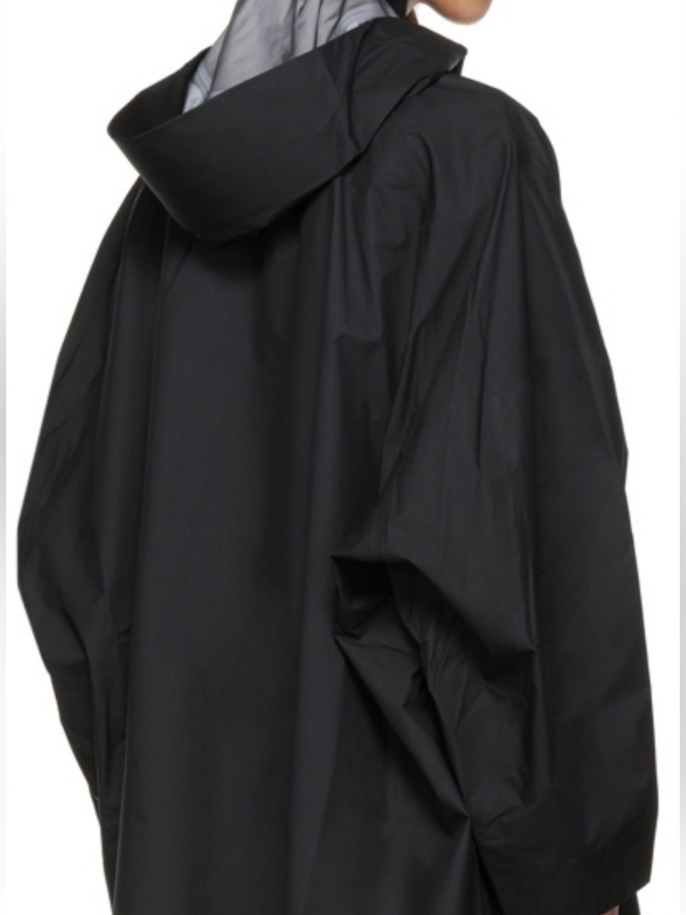 Like new sleek and waterproof Arcteryx Veilance Finite jacket - Picture 2 of 2